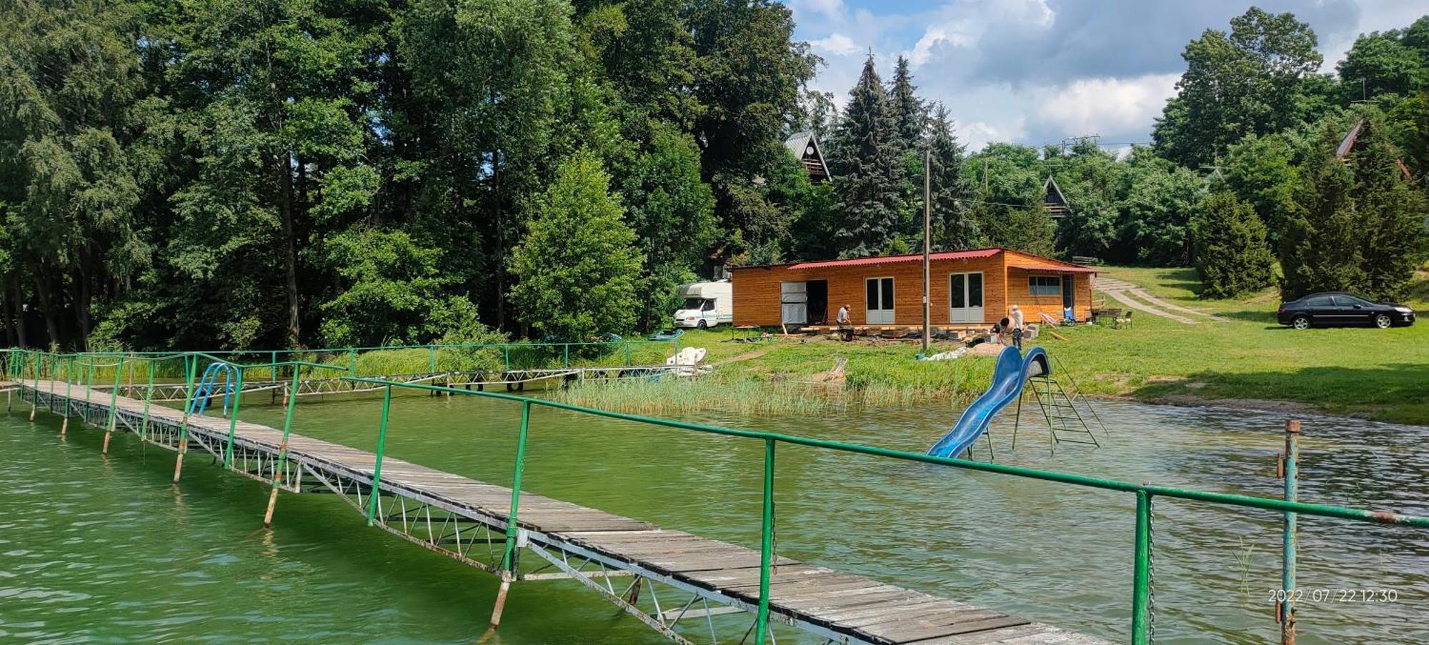 Domki Nad Jeziorem I Pod Lasem Villa Zdbice Exterior photo