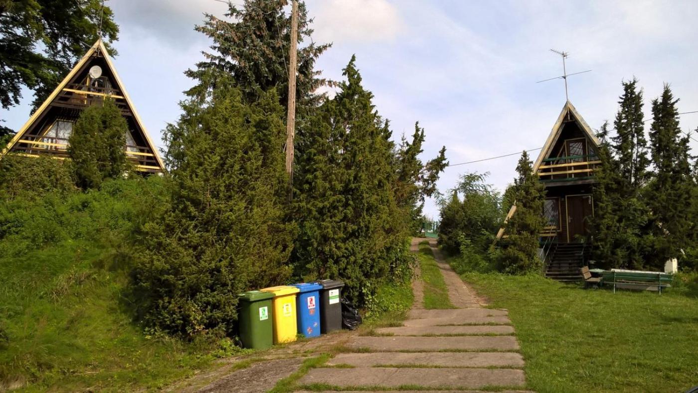 Domki Nad Jeziorem I Pod Lasem Villa Zdbice Exterior photo